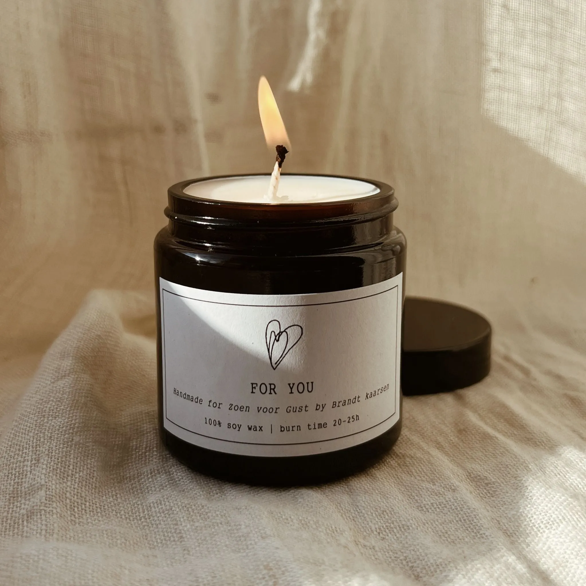 100% Soy Wax Scented candle - Sandalwood & patchouli - For you